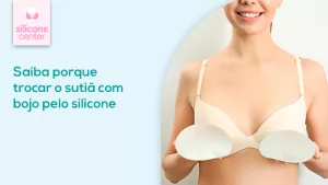 Por que trocar o sutiã com bojo pela prótese de silicone? Imagem de uma mulher segurando uma prótese de silicone em cada mão.