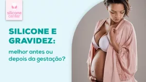 Gestação e silicone: é melhor colocar prótese antes ou depois da gravidez? Imagem mostrando uma mulher grávida, usando um hobby rosa, com um sutiã branco