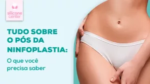 Pós-operatório da ninfoplastia: tudo que você precisa saber! Imagem mostrando uma mulher usando uma calcinha, com a mão sobre a região íntima
